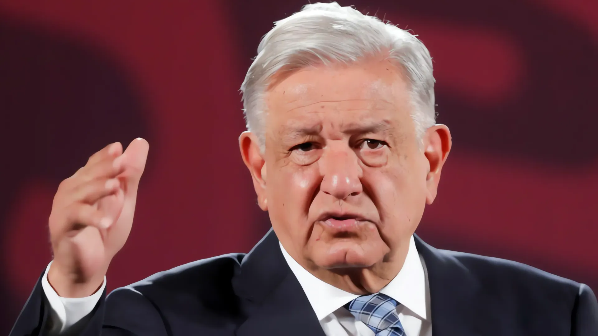 AMLO se despide con emotivo video: Un viaje por su vida y legado