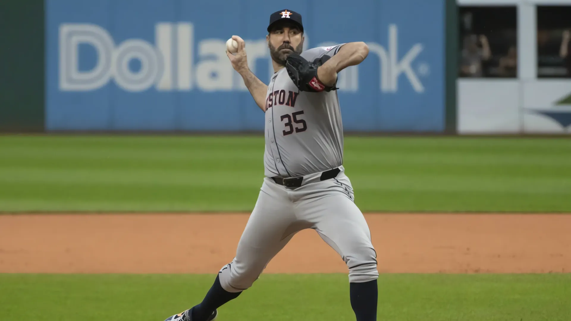 Houston prescinde de Verlander para la postemporada