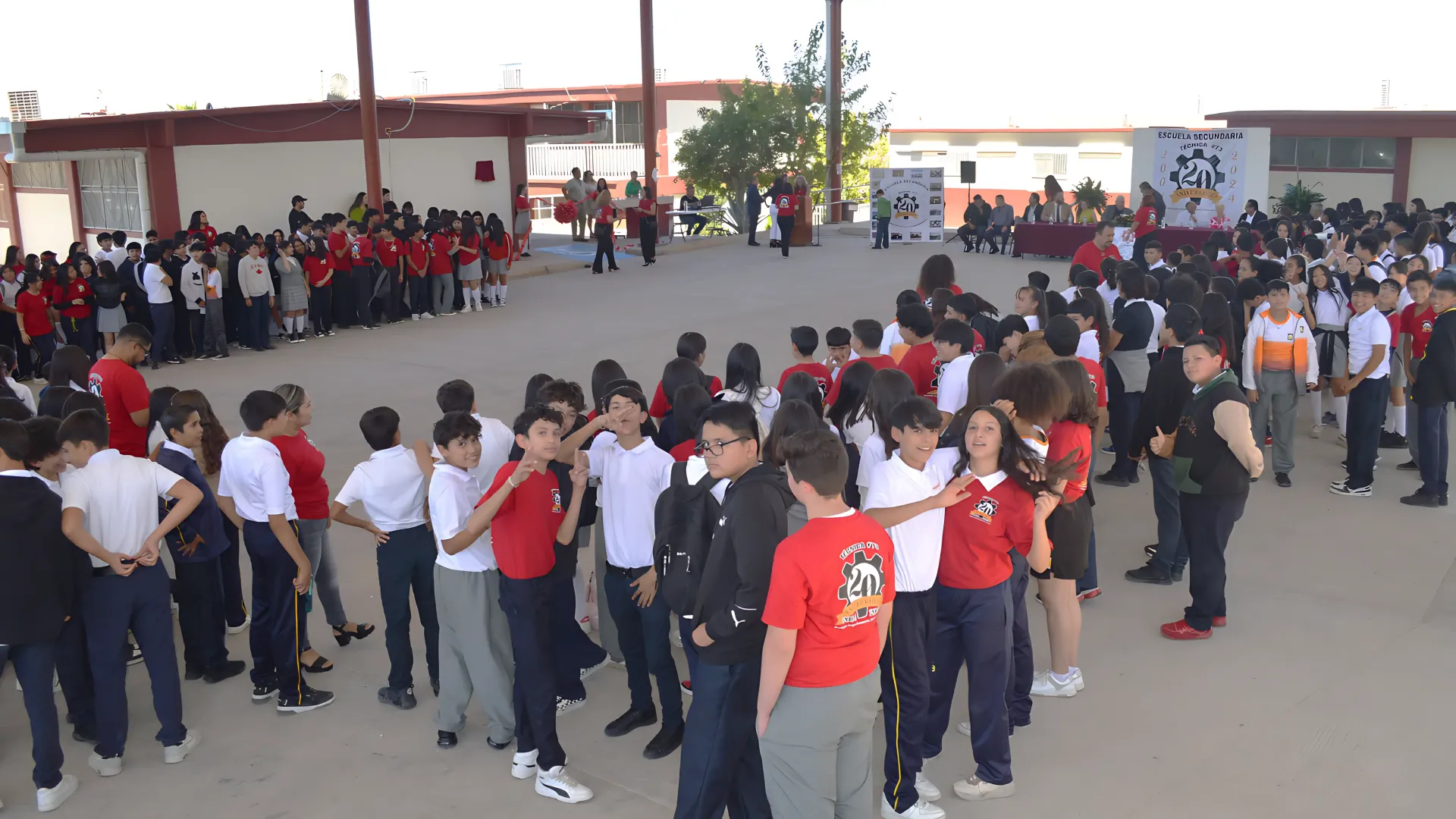 Celebra sus primeros 20 años secundaria técnica 73 en Nogales