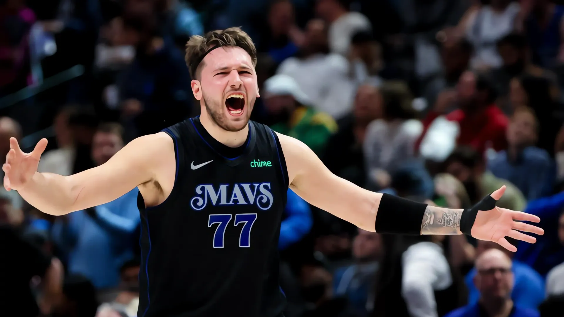 Doncic sufre un tirón en la pantorrilla: ¿Se perderá el inicio de la temporada?