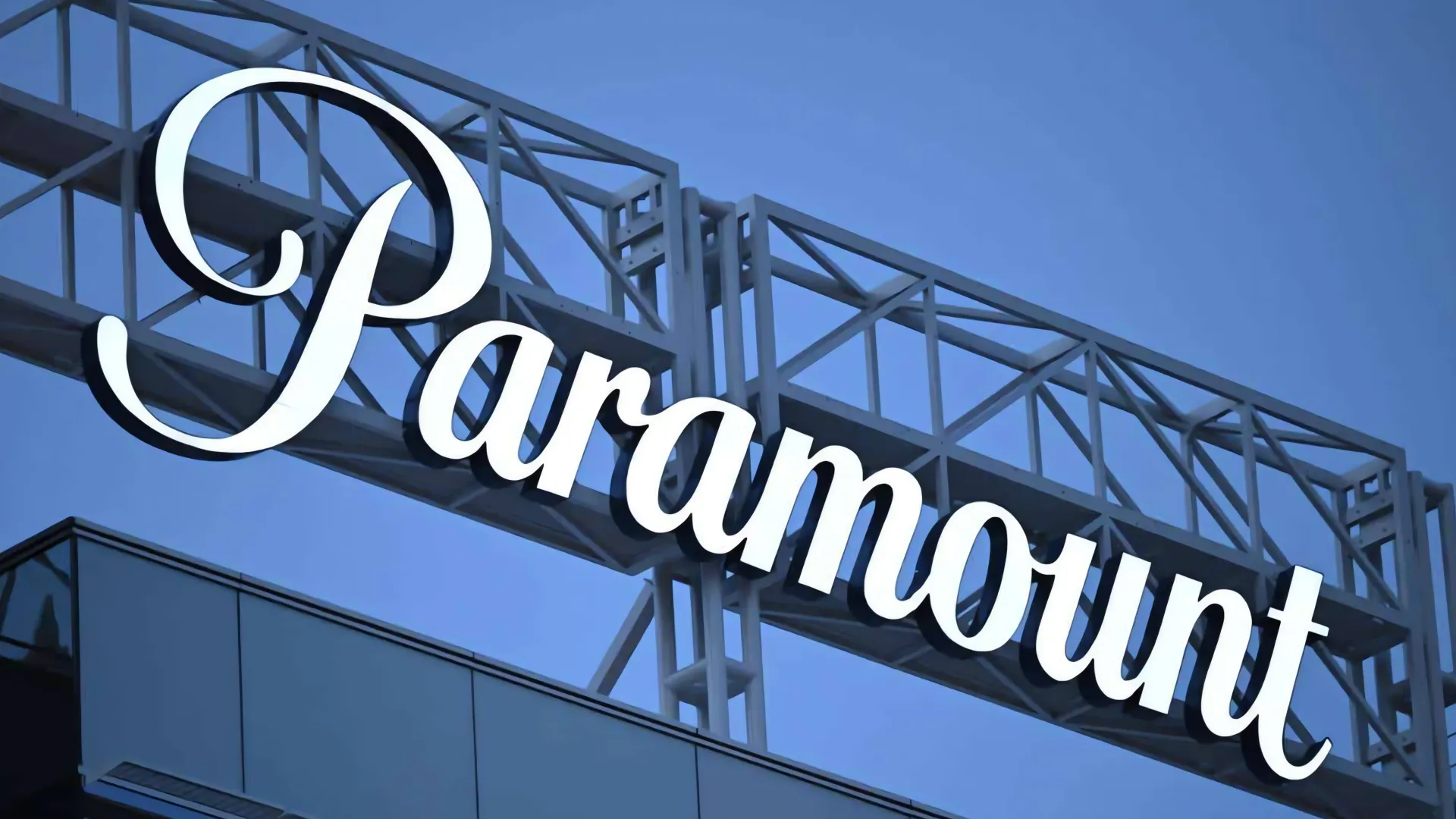 Paramount en la mira: Exempleados demandan por despido masivo