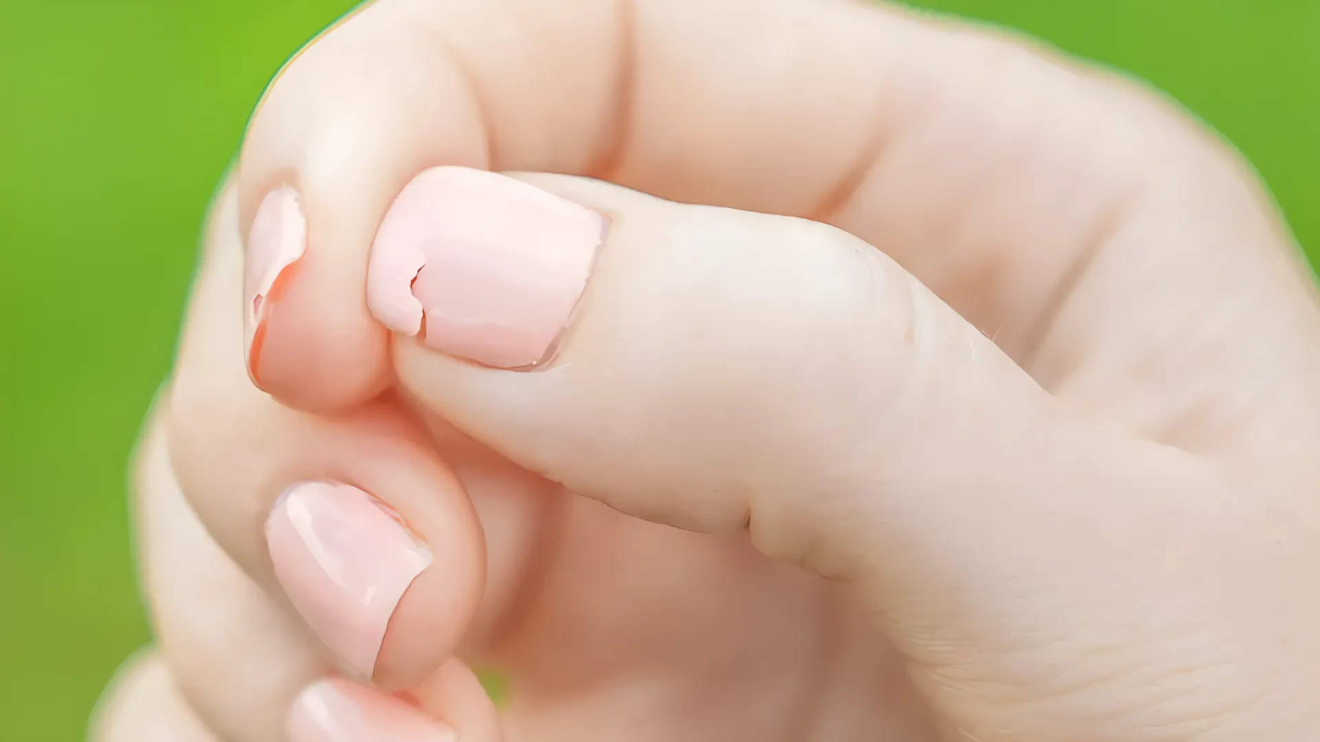 Uñas quebradizas: 5 consejos para fortalecerlas y lucirlas impecables