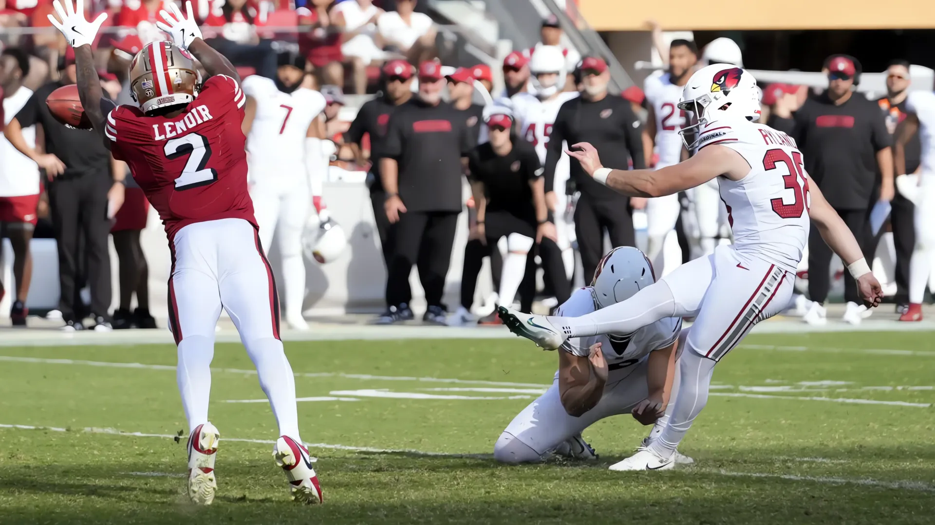 Kyler Murray lidera la remontada de los Cardinals y derrota a los 49's en un emocionante final