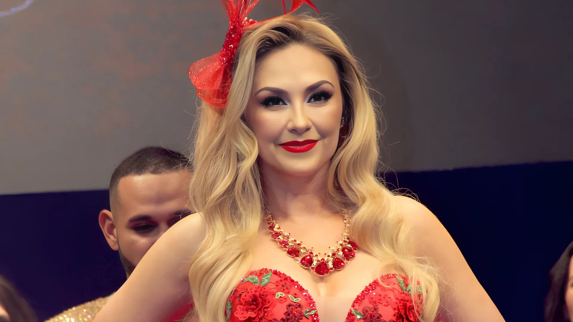 Aracely Arámbula: ¡A sus 49 años, luce un abdomen de acero que te dejará impactado!