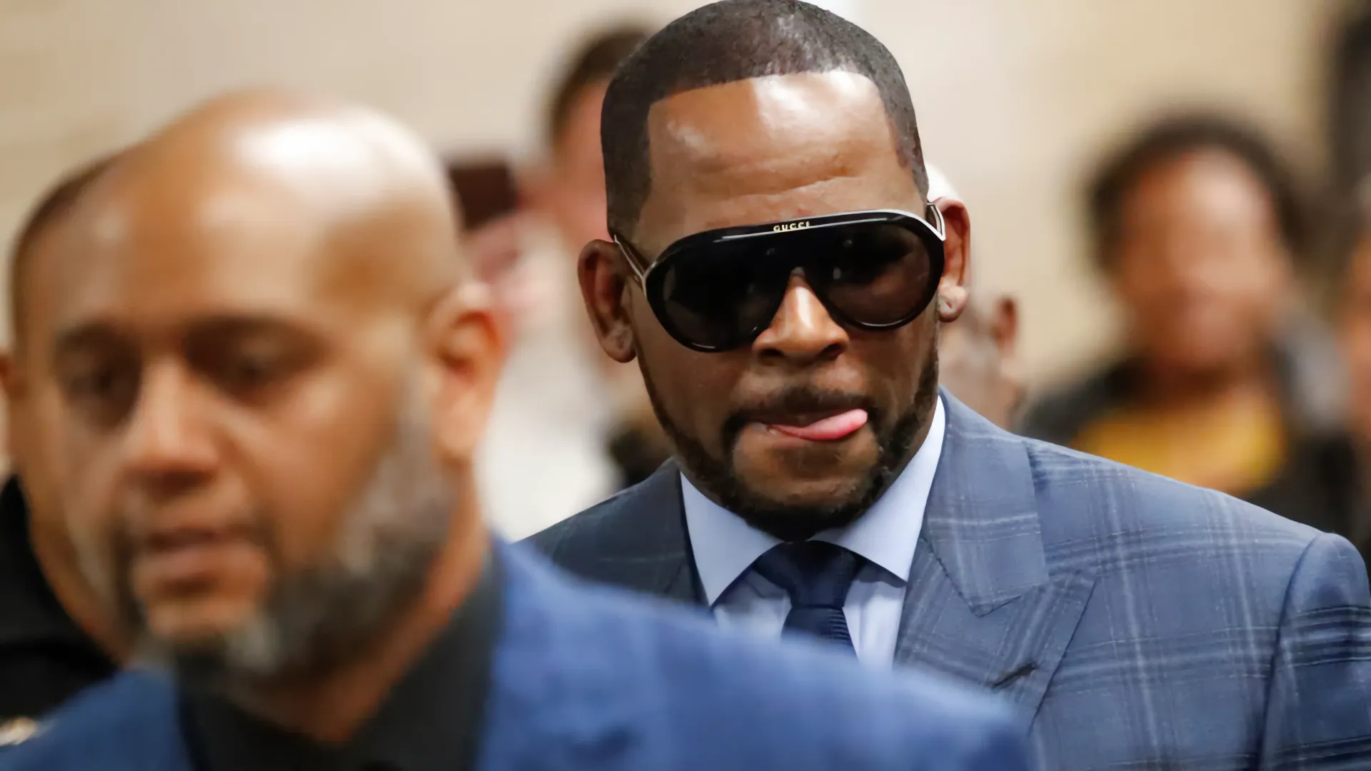 La corte suprema rechaza apelación de R. Kelly: Enfrenta 50 Años de Prisión