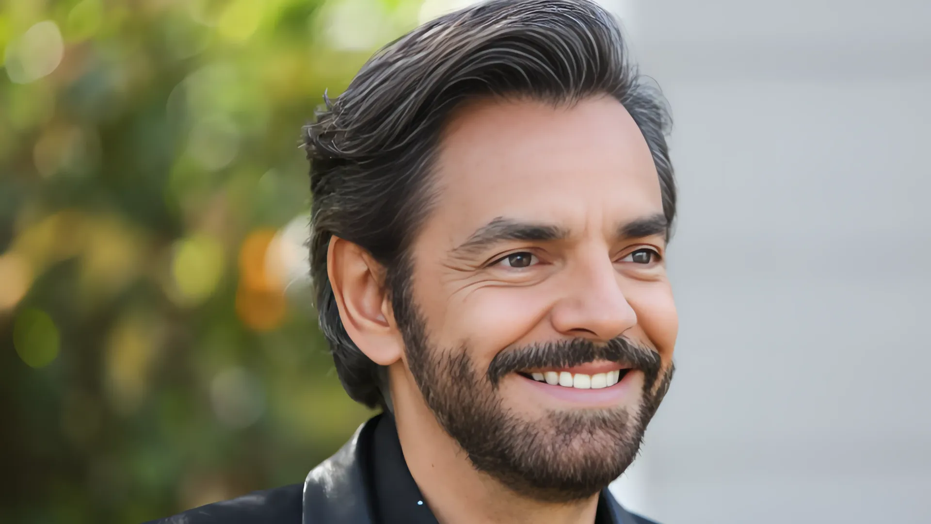 Y llegaron de noche: La serie de Eugenio Derbez que promete revolucionar la televisión mexicana