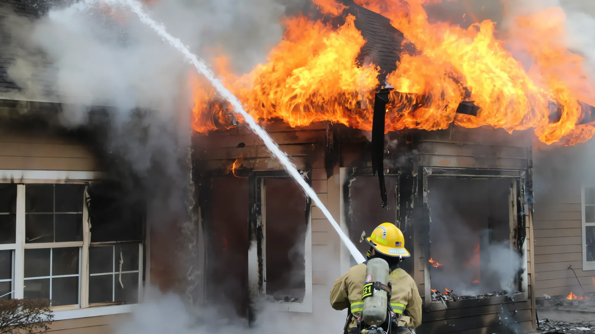 Incendio fatal cobra la vida de una mujer de 79 años en Tucson