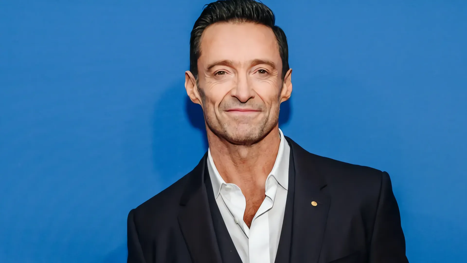 Hugh Jackman regresa a los escenarios con "From New York With Love" y te invita a sus shows