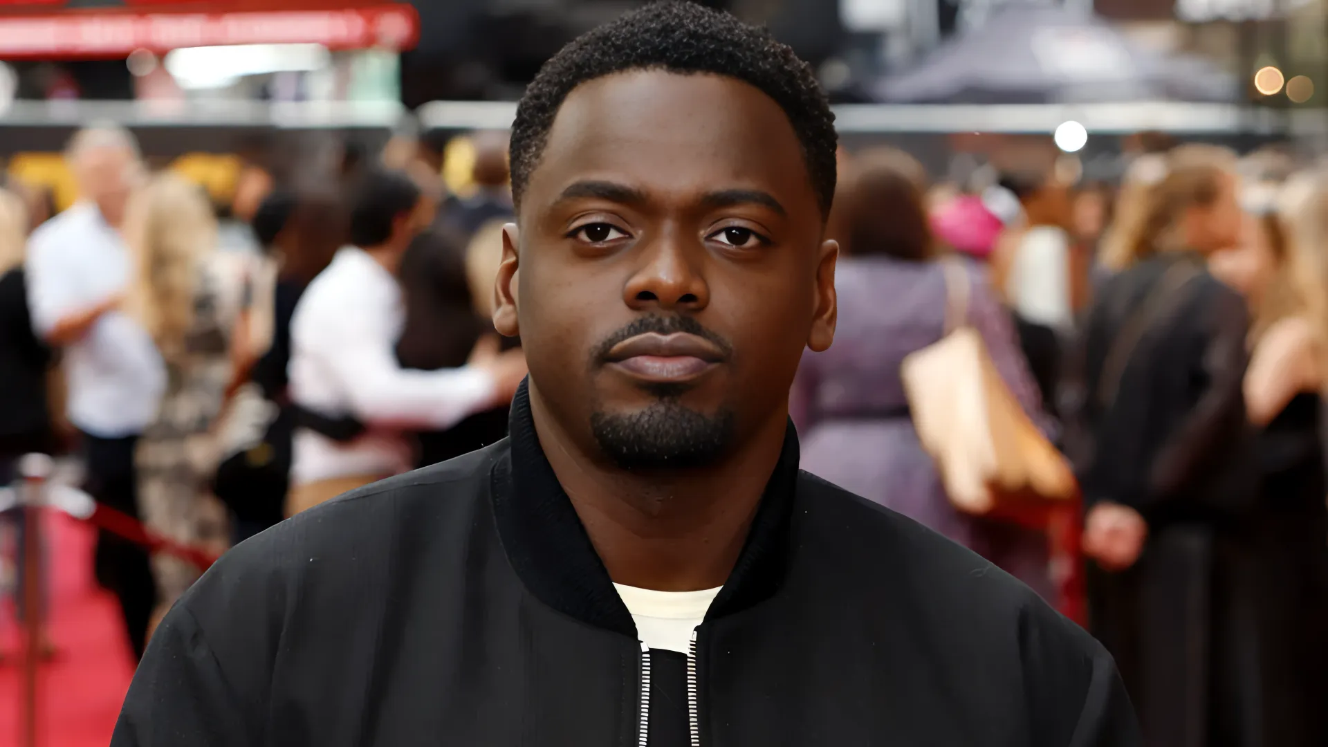 El legado que me inspiró: Kaluuya habla sobre Ashley Walters y Chadwick Boseman