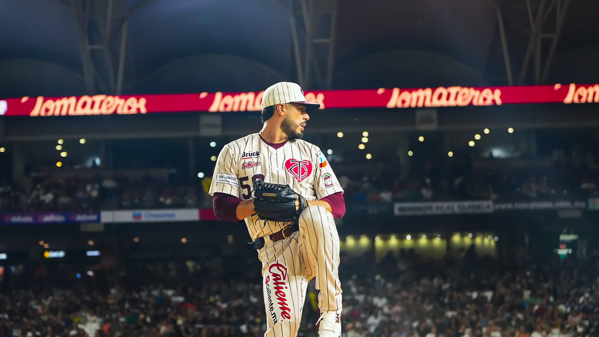 Tomateros de Culiacán se Imponen en la Apertura de la Liga Mexicana del Pacífico