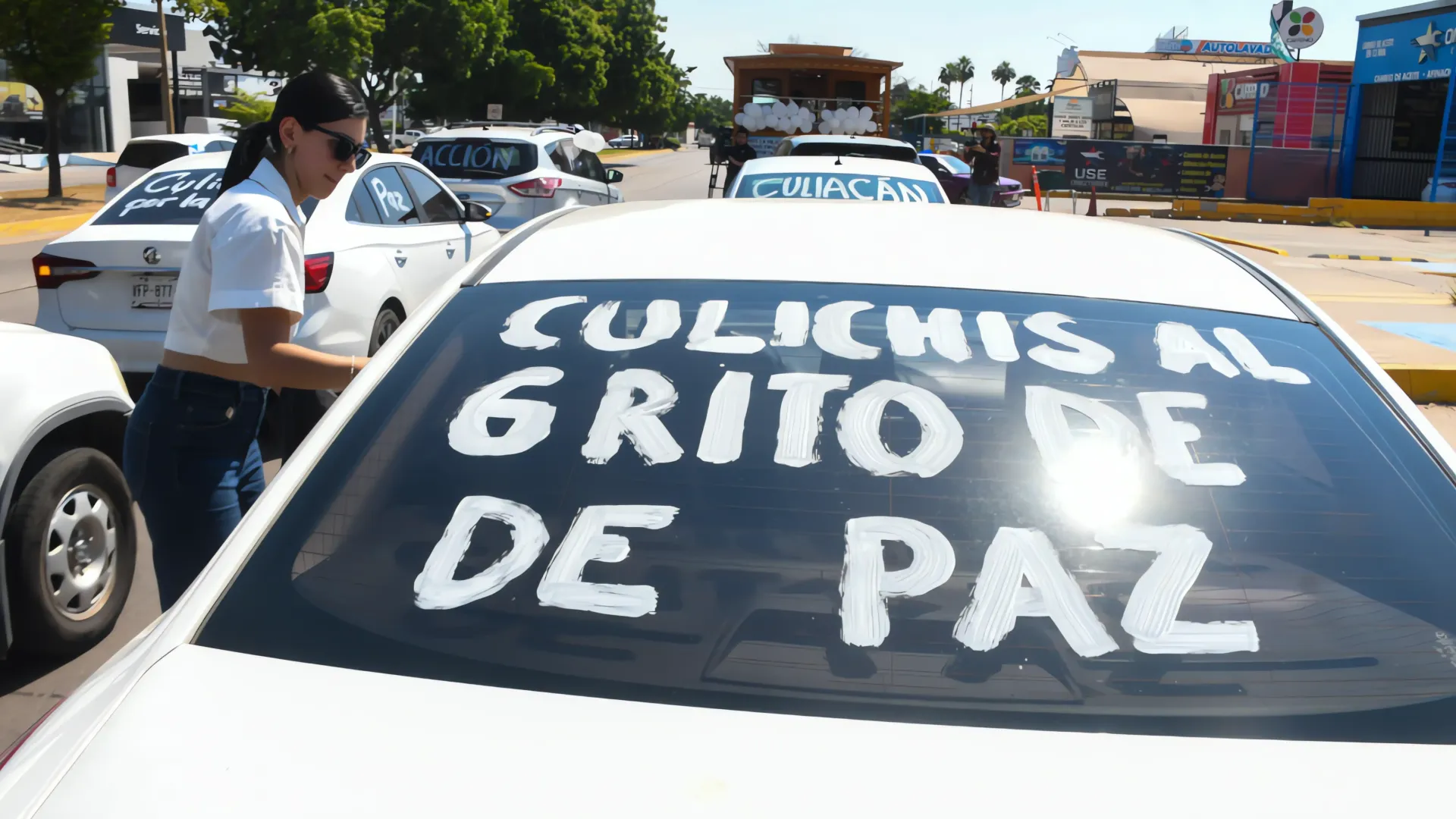 Culiacán: Una caravana de autos grita por la paz en medio de la violencia