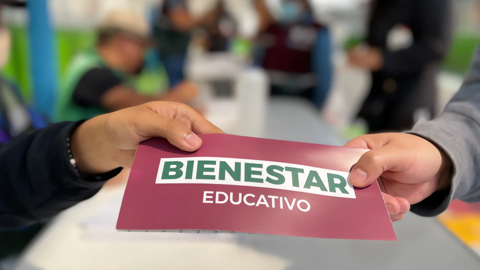 ¿Ya tienes tu Tarjeta del Bienestar? Es crucial para recibir la Beca Benito Juárez en noviembre