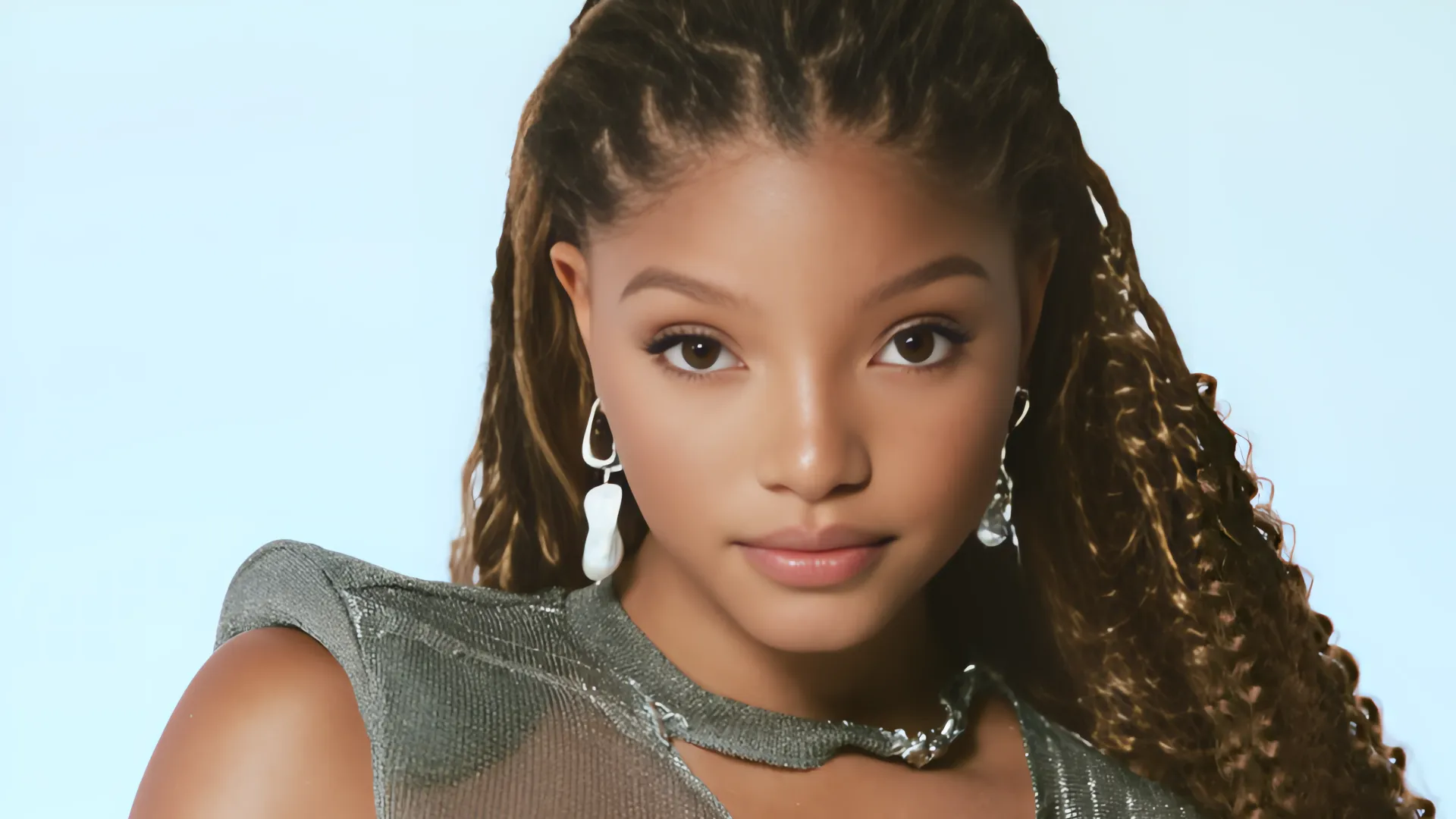 Halle Bailey Brilla con un "Vestido de Venganza" tras su Ruptura con DDG