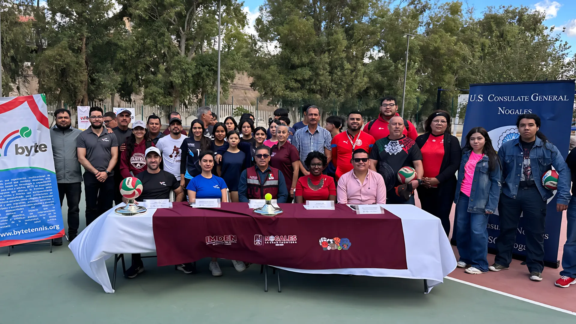 Reabren canchas de tenis y voleibol en Nogales, aplican inversión de 1.5 mdp