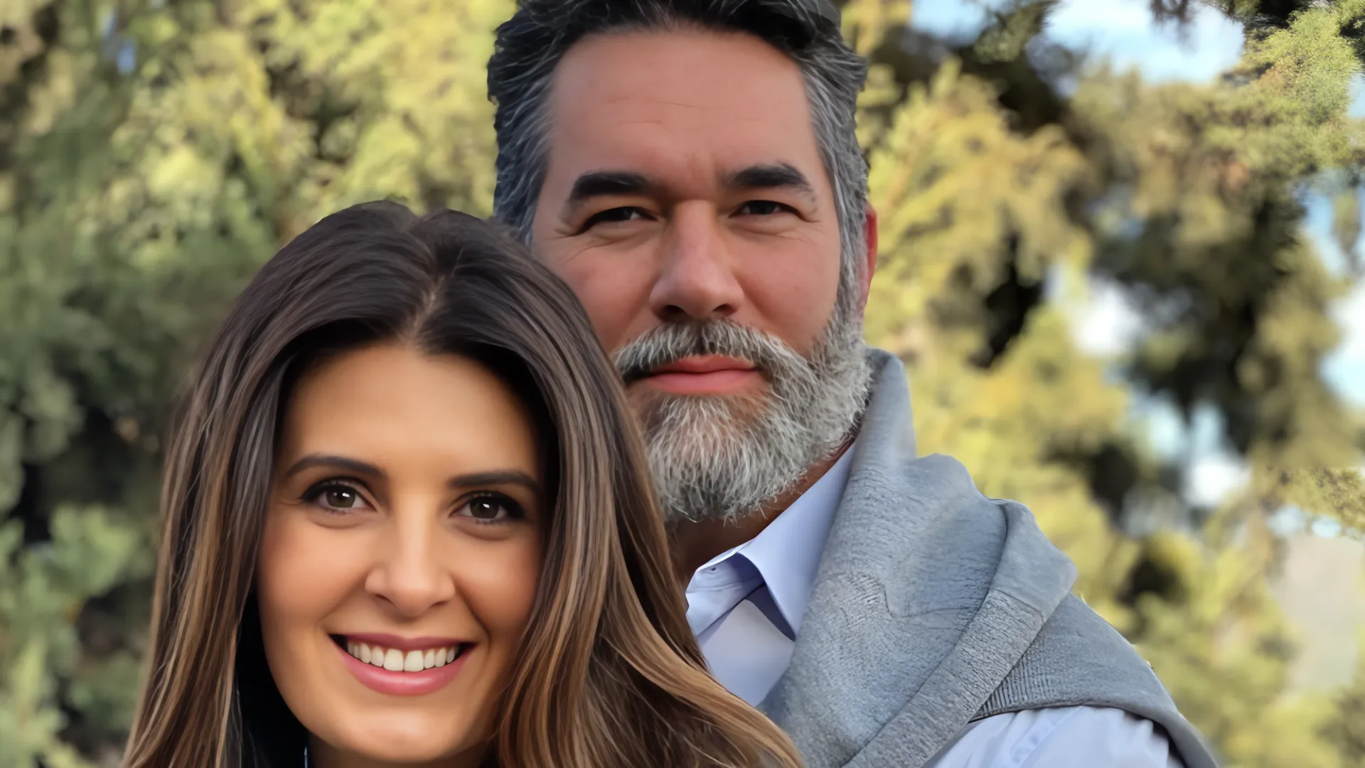 Mayrín Villanueva y Eduardo Santamarina: Un amor que se fortalece en el trabajo