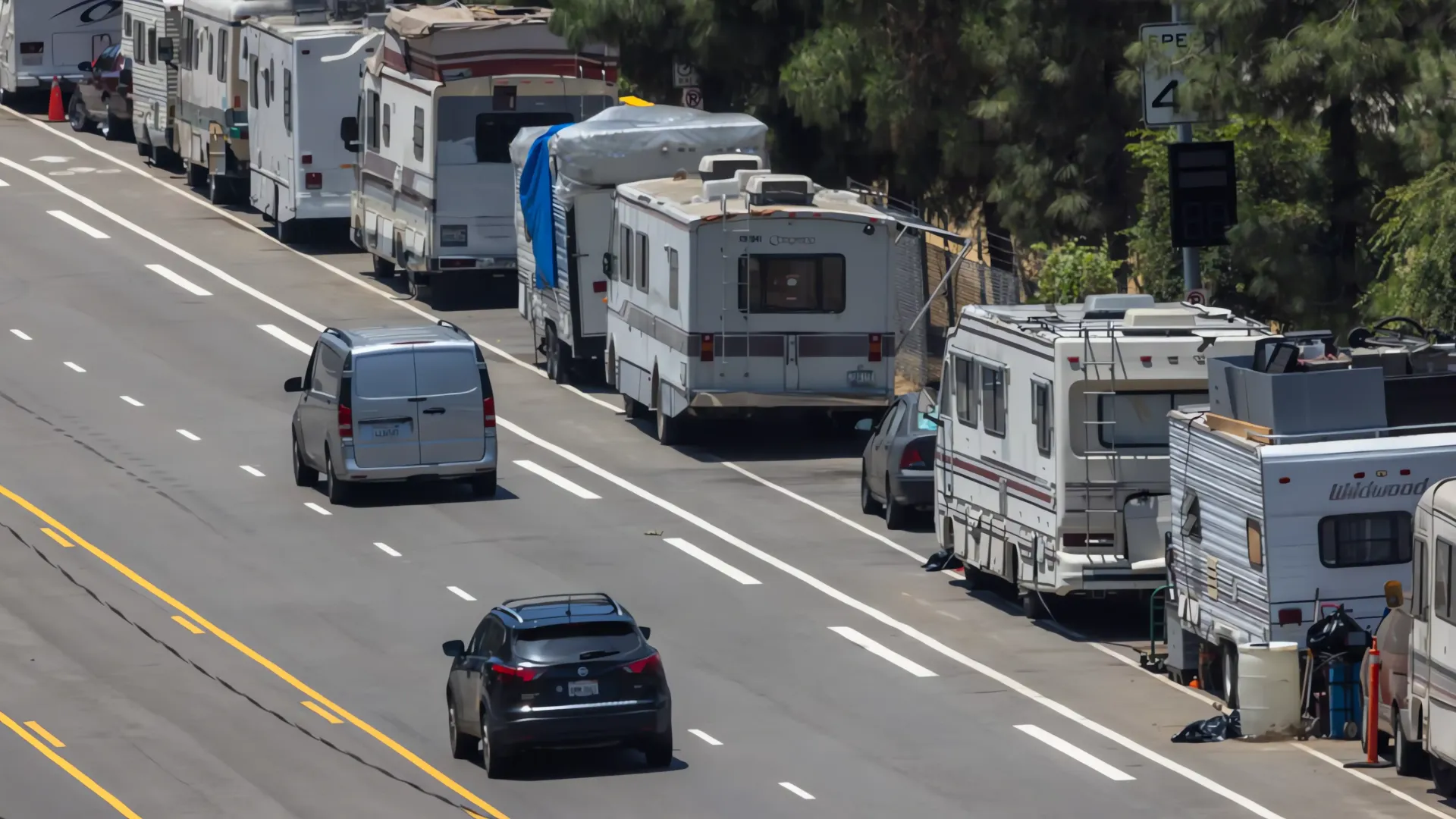 San Diego brinda protecciones para personas que viven en sus autos