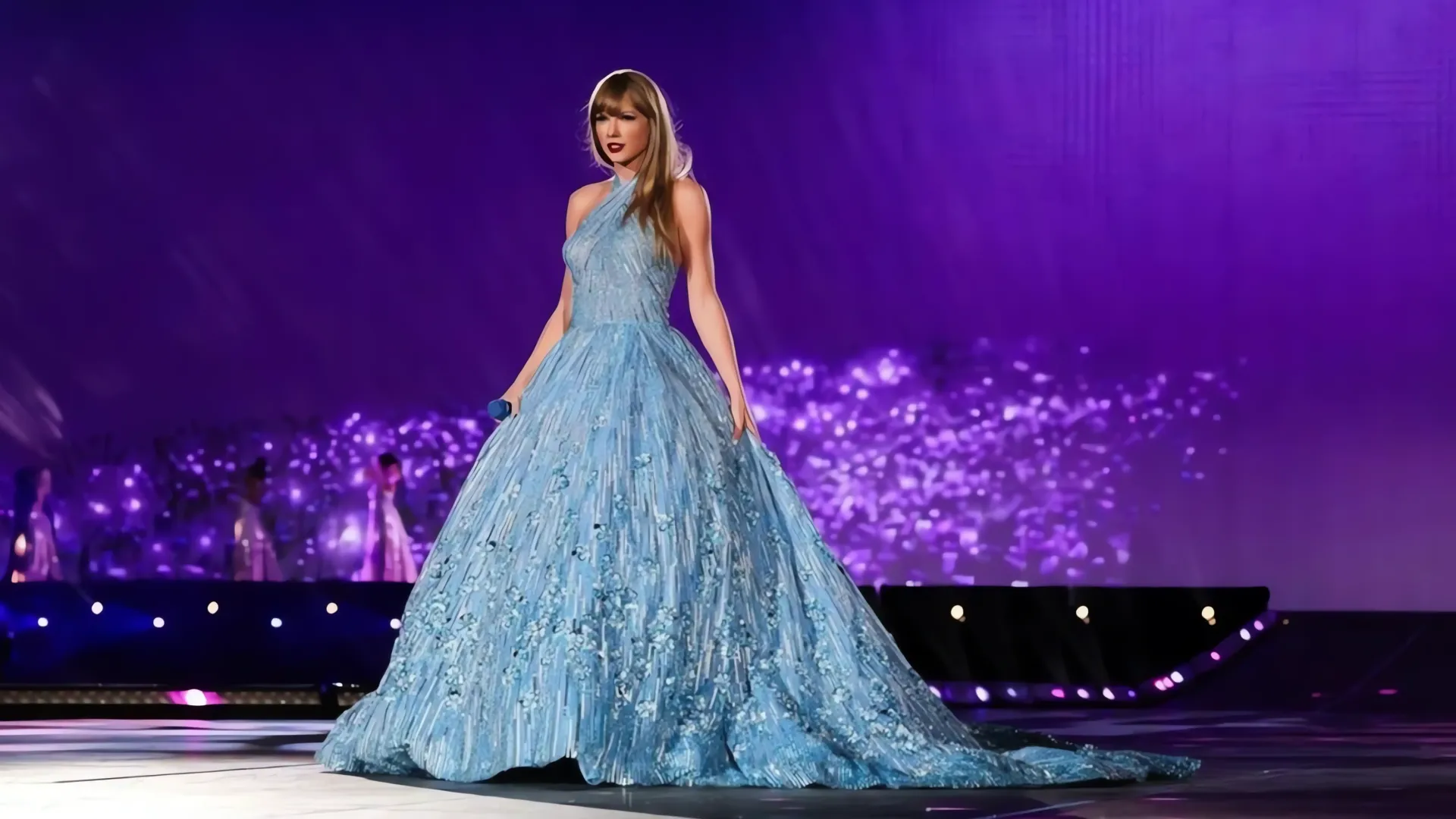 Taylor Swift: Un nuevo vestido azul, inspirado en Elsa, cautivó a Miami en el Eras Tour