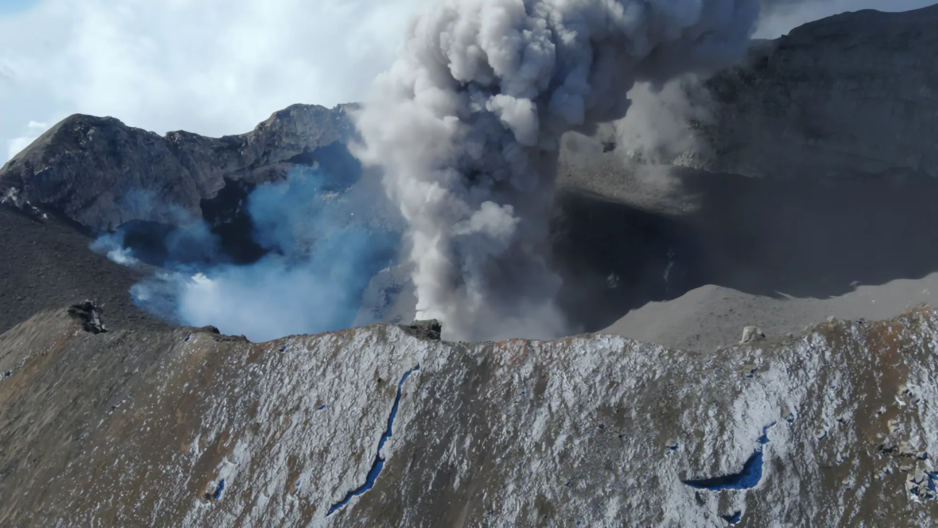 Popocatépetl: Alerta por Caída de Ceniza en CDMX