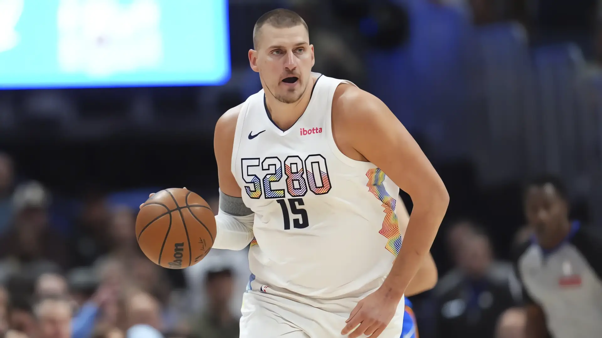 Denver Nuggets vence a Oklahoma City Thunder en juego crucial de Playoffs NBA