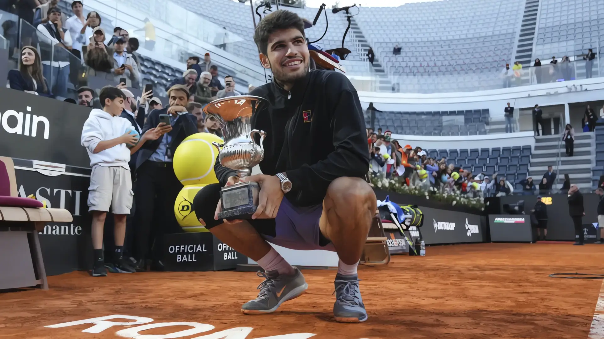 Alcaraz domina a Sinner: rumbo a Roland Garros
