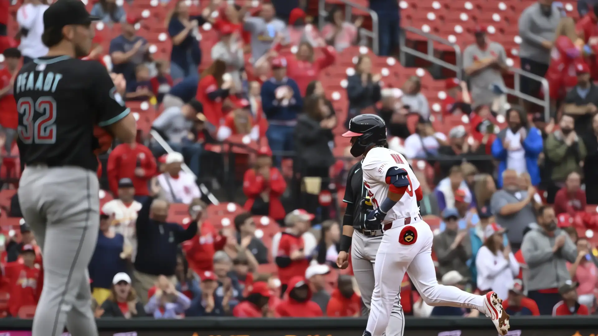 Cardenales barrió a Diamondbacks con jonrón de Winn y hit de Scott
