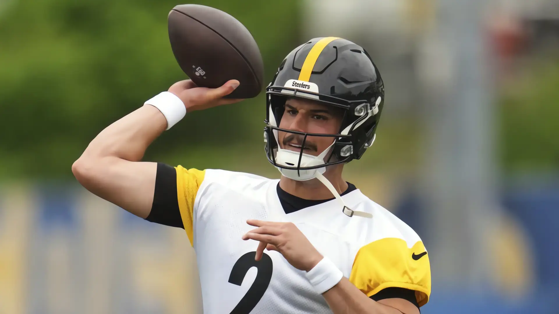 Rodgers ensombrece el futuro de Mason Rudolph en Steelers