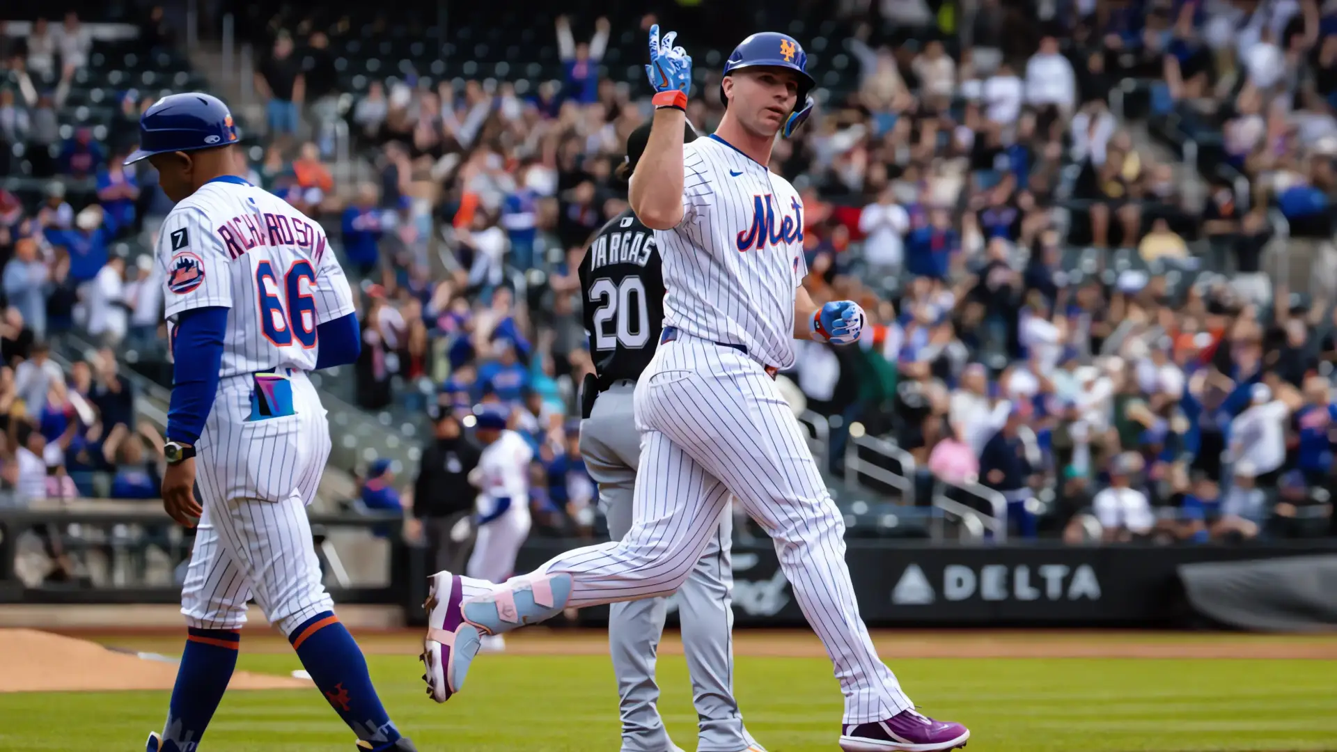 Mets remontan y vencen 6-4 a Medias Blancas