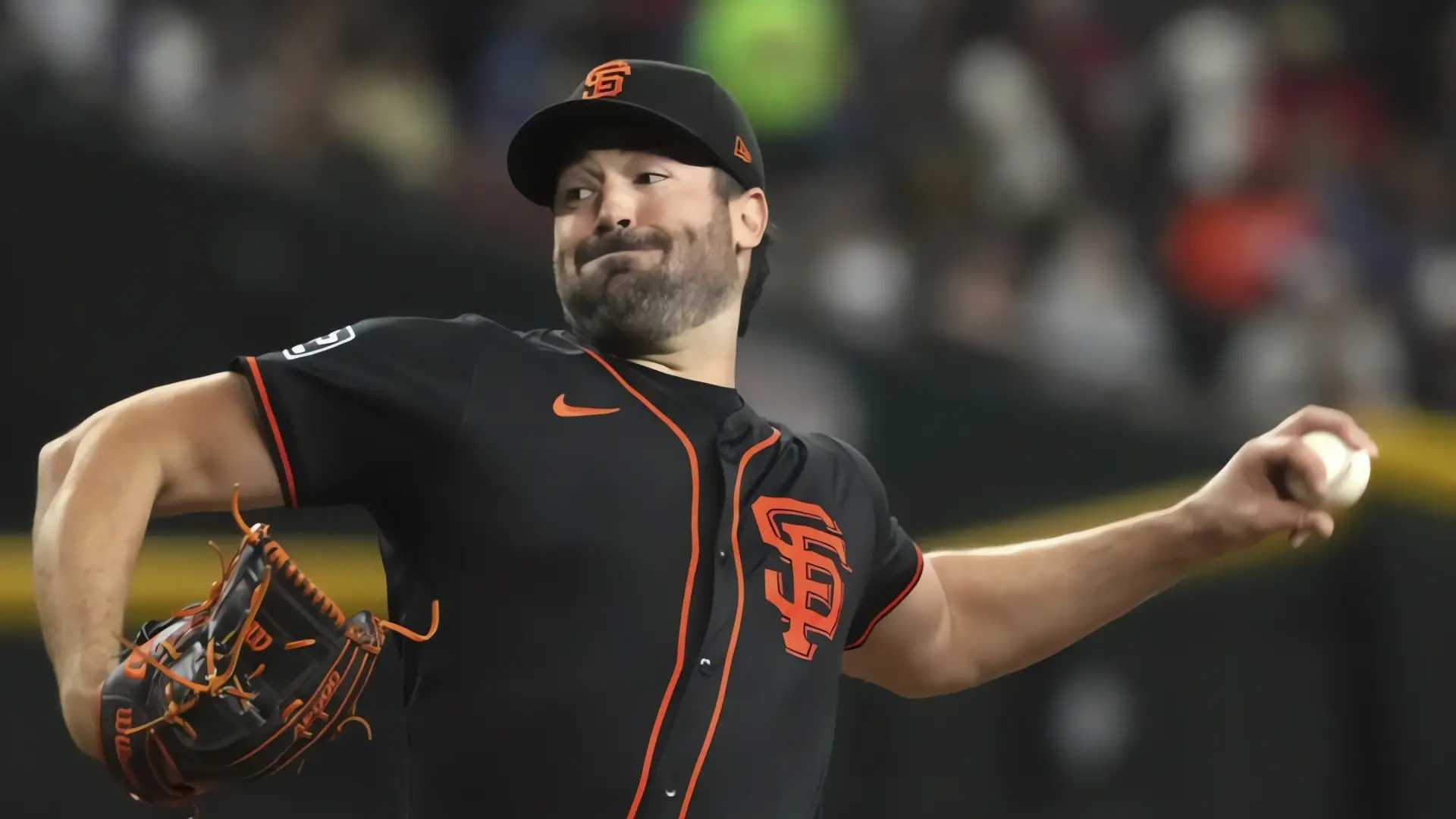 Robbie Ray domina con juego completo y Gigantes aplastan a Diamondbacks