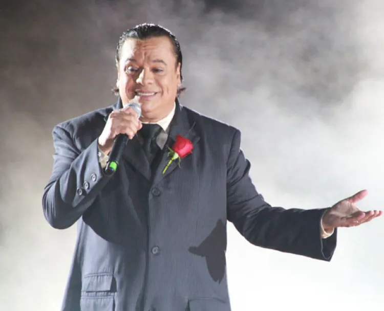 Celebra Juan Gabriel 66 años con nuevo álbum