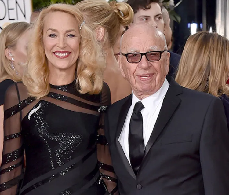 Rupert Murdoch se compromete con la ex de Mick Jagger