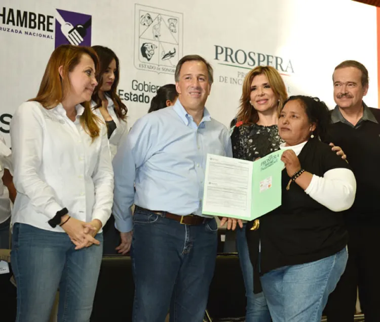 Anuncia rehabilitación  de periférico y Hospital  General de Navojoa