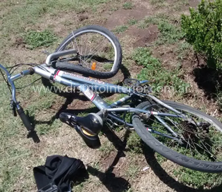 Resulta menor lesionado en choque de bicicletas