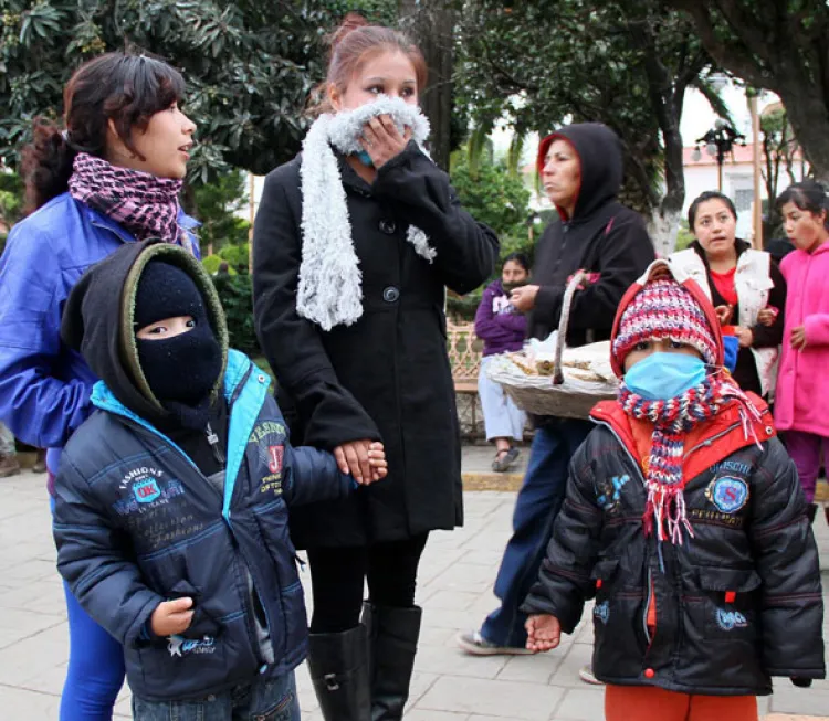 Se estaciona frente  frío 35 en la región