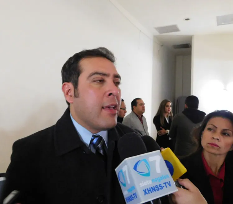 Inicia procedimiento contra ex funcionarios