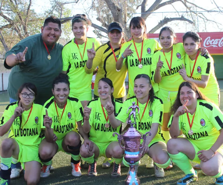 Alcanza Milán el campeonato, final cardiaca