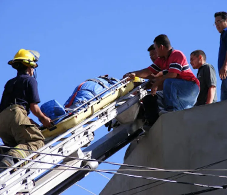 Muere gasero electrocutado