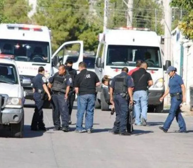 Acuchilla a esposa  y a persona que  trató de ayudarla