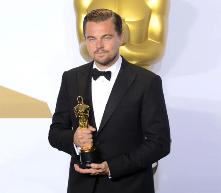 Recibe Leonardo otro premio Oscar, pero hecho en siberia