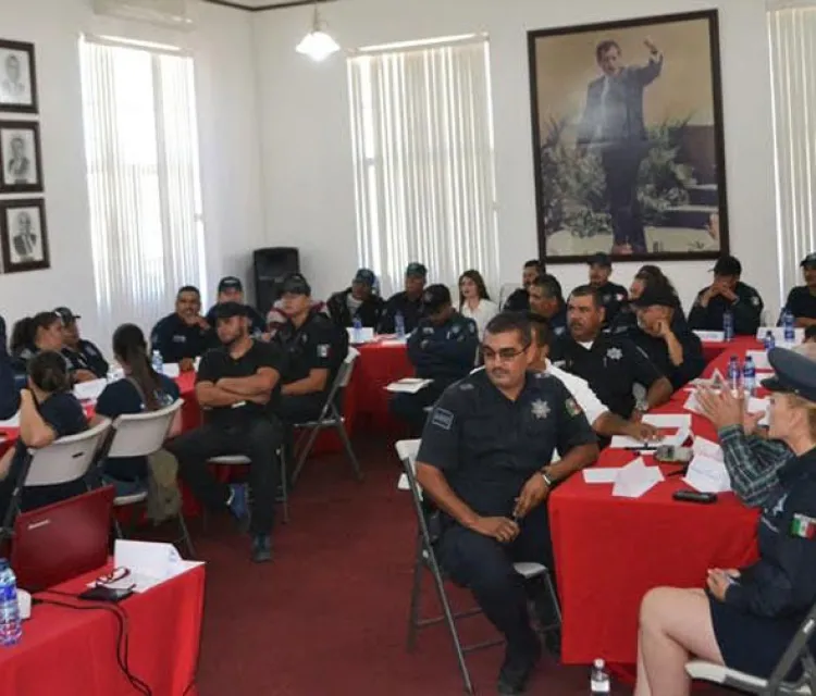 Recibe Seguridad  Pública curso de Cultura Turística