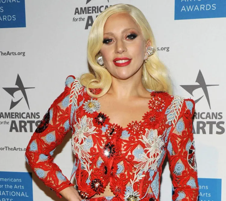 Lady Gaga y Joe Biden unen fuerzas