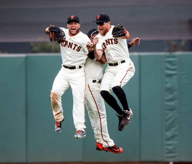 Sacude Gigantes brazos de Dodgers