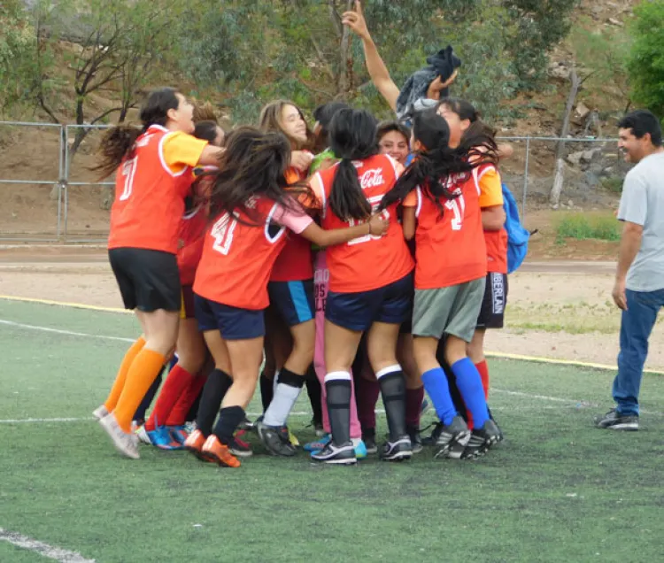 Logran Bulldogs el campeonato en la copa coca cola