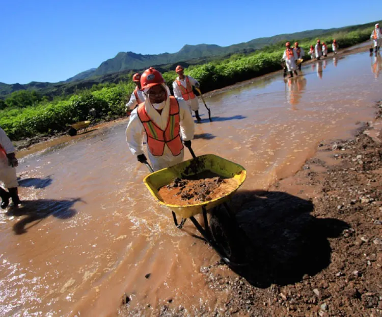 Paran las obras  en la clínica del Río Sonora