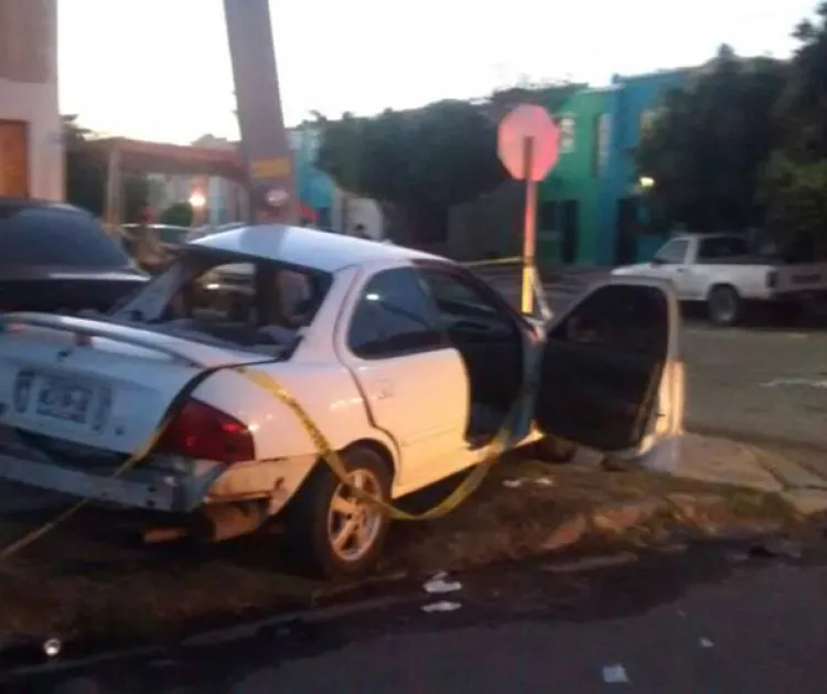 Muer joven mujer en  aparatoso accidente