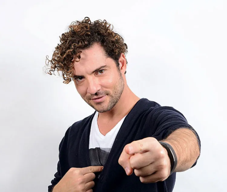 David Bisbal confirma su relación con Rosanna Zanetti