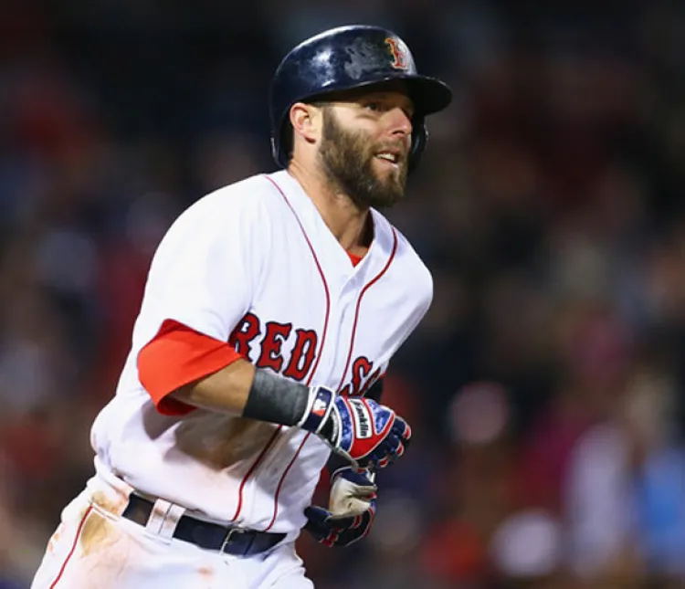 Pedroia  sacude  2 HRs