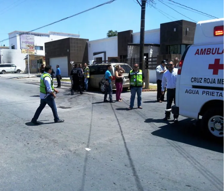 Vuelca tras fuerte choque em Agua Prieta