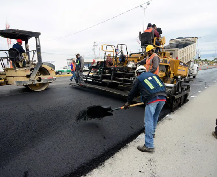 Gobernadora autoriza más pavimentación