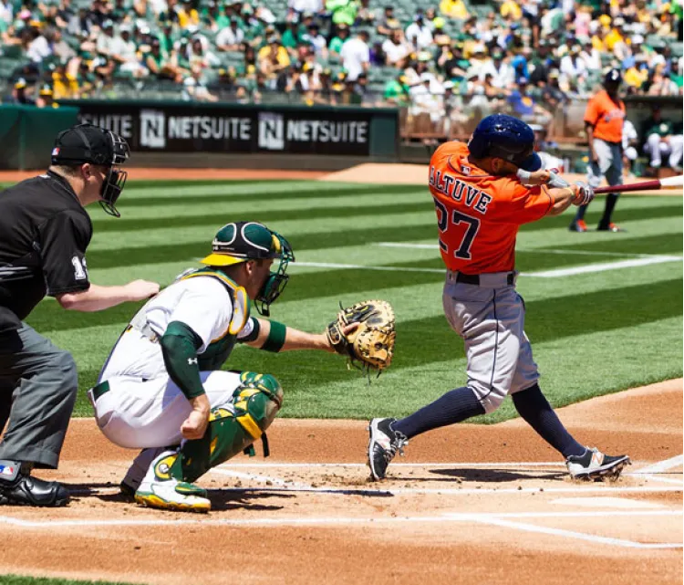 Guía Altuve a los Astros