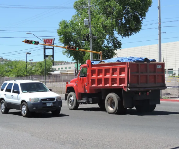 Expresan molestia  vecinos por dompes